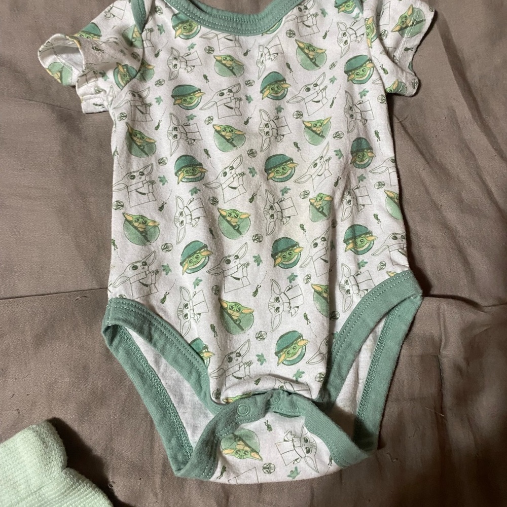 Star Wars Green and White Kids Matching Set - Picture 6 of 8